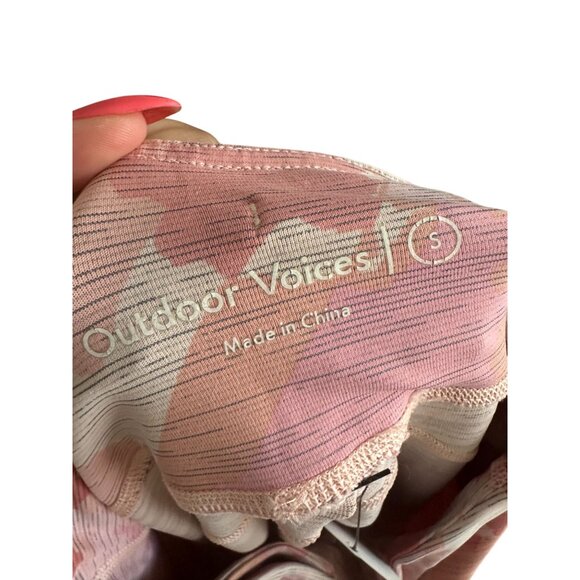OUTDOOR VOICES Pink Salmon Camo 7/8 Length Leggings Tights Size Small - Picture 7 of 9